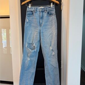 Abercrombie & Fitch 90s Straight Ultra High Rise Jeans